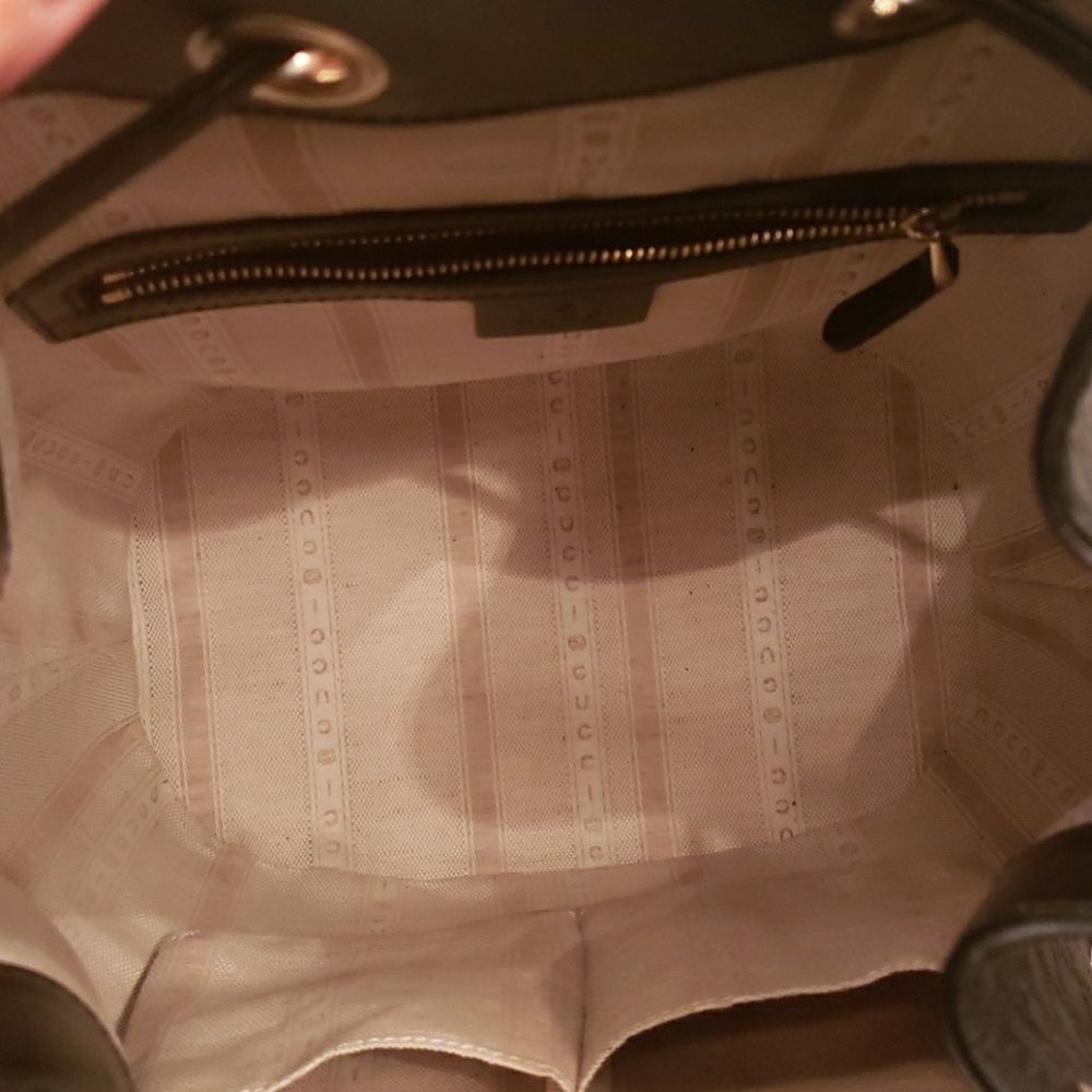 ā¬ļøGucci Bright Diamante Medium bucket bag - Picture 4 of 8